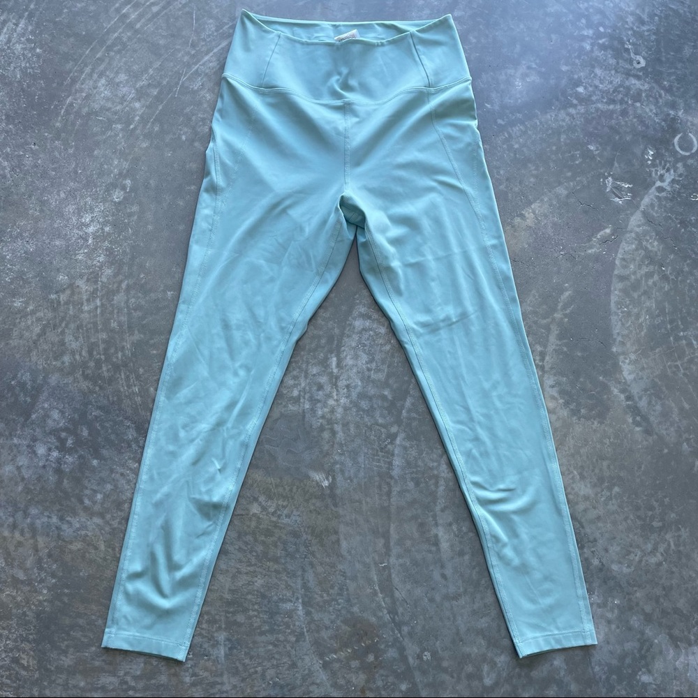 GIRLFRIEND COLLECTIVE COMPRESSIVE HIGH RISE LEGGING Limited Edition Baby Blue